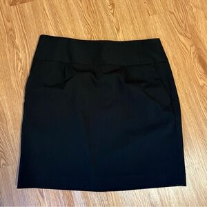 Ann Taylor Loft Black Above the Knee Skirt | Size 8